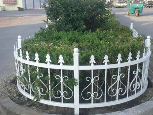 绿化带护栏有哪些方面的特点